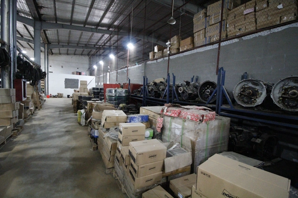 R-14 Valve Dooan Engine Parts for Tata Daewoo Truck Part